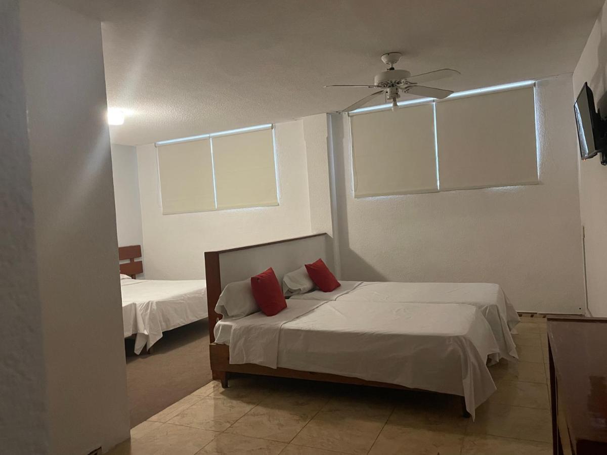 Oyo Hotel Italia Ακουασκαλιέντες Εξωτερικό φωτογραφία