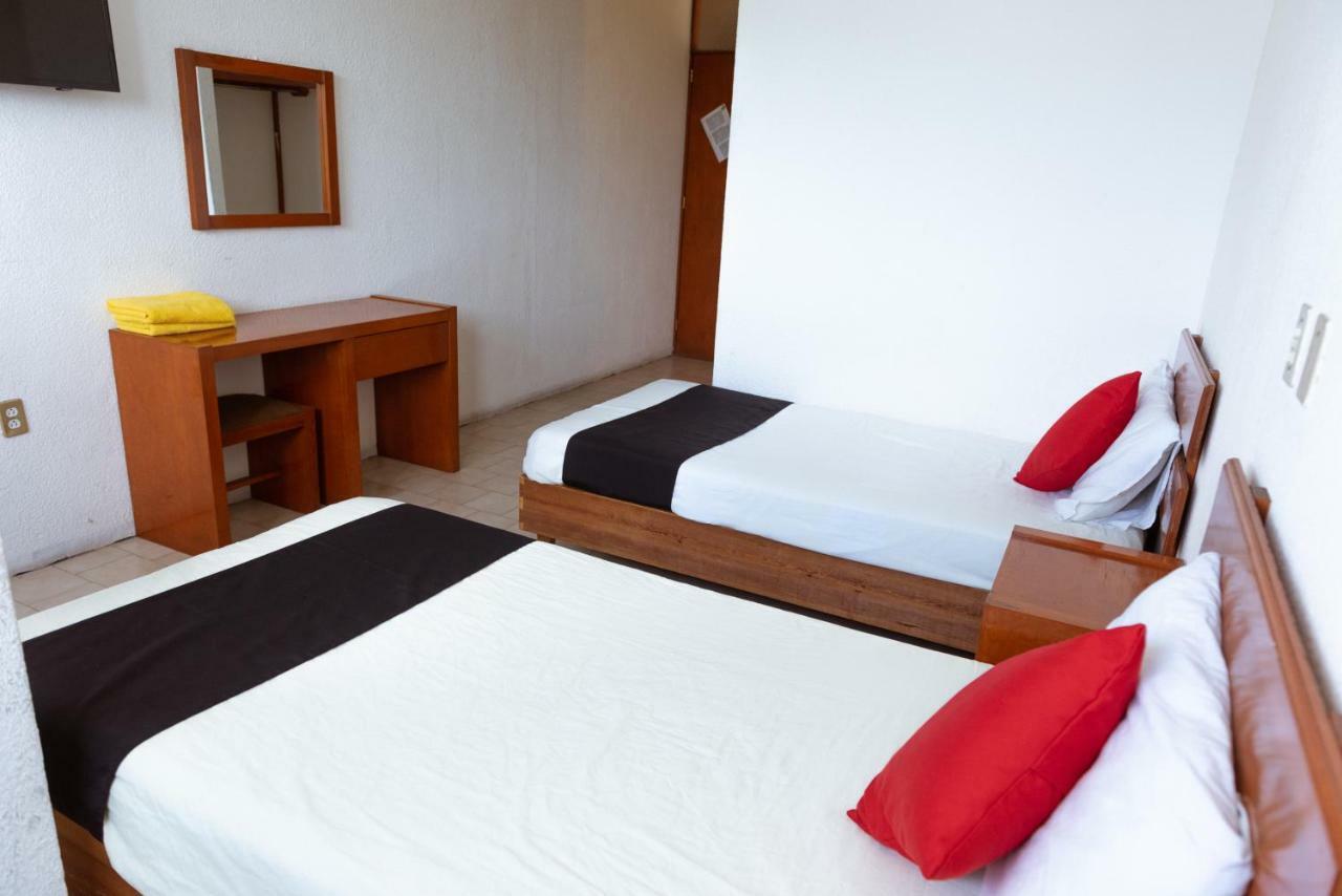 Oyo Hotel Italia Ακουασκαλιέντες Εξωτερικό φωτογραφία
