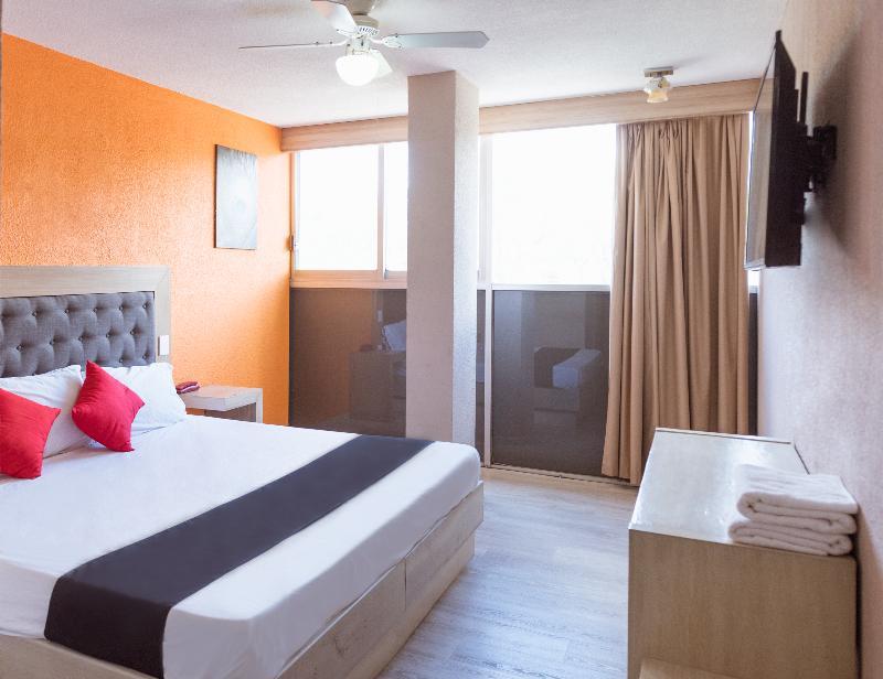 Oyo Hotel Italia Ακουασκαλιέντες Εξωτερικό φωτογραφία
