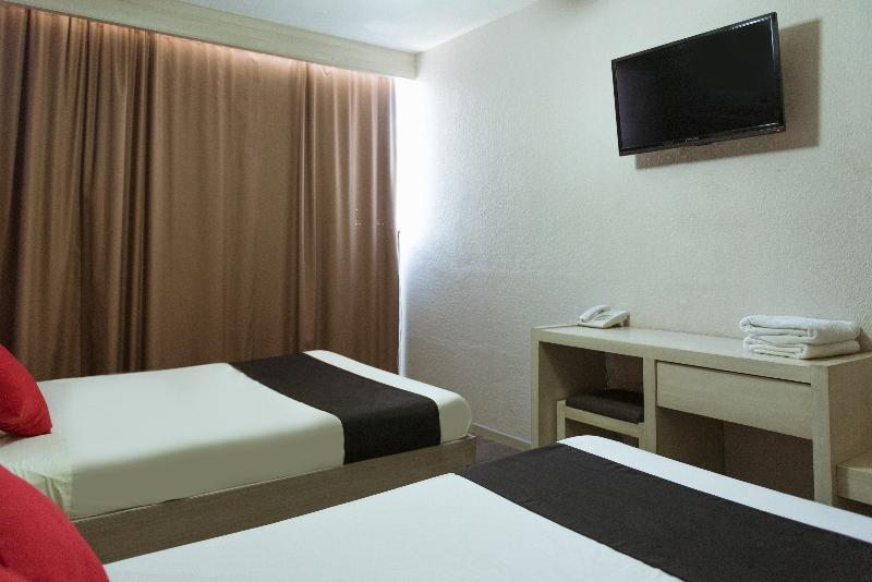 Oyo Hotel Italia Ακουασκαλιέντες Εξωτερικό φωτογραφία